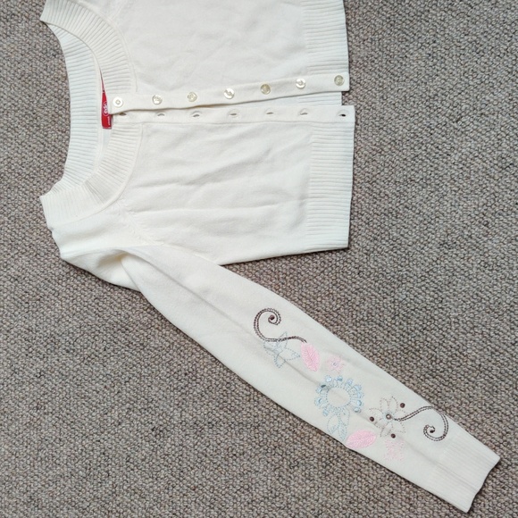Esprit cropped cardigan in cream with embroidery, Small - Picture 3 of 6